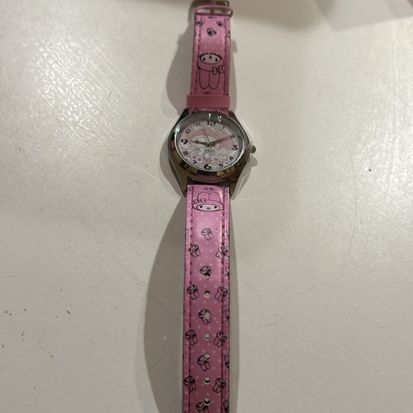 My Melody Watch - Picture 3 of 3
